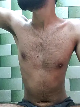 Snapshot of TOPMOON001 chatting on March 5, 2025, 7:16 am TOPMOON001 online show from March 5, 2025, 7:16 am