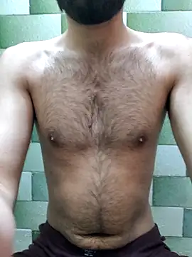 Snapshot of TOPMOON001 chatting on March 19, 2025, 7:18 am TOPMOON001 online show from March 19, 2025, 7:18 am