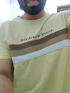 Snapshot of TOPMOON001 chatting on September 10, 2025, 12:49 pm TOPMOON001 online show from September 10, 2025, 12:49 pm