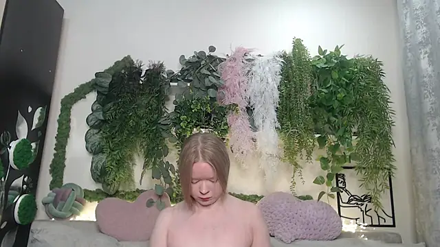 scyrim2 online show from February 19, 2025, 1:17 pm