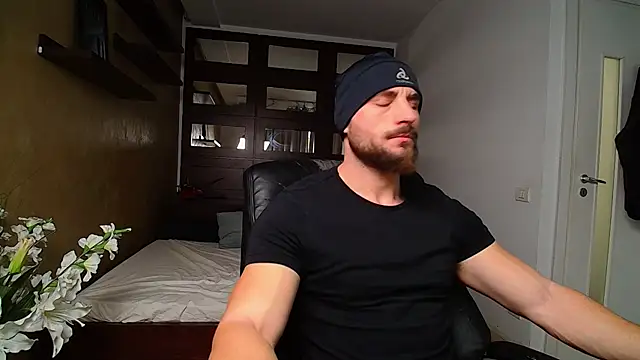 AdamJamesonn online show from February 21, 2025, 6:07 am