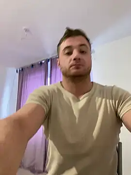 viamen online show from January 8, 2025, 8:27 am