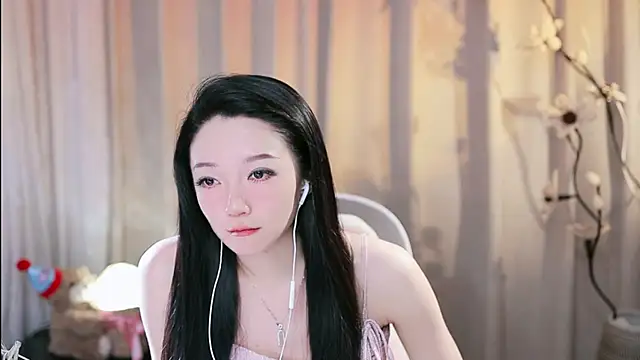 Zoe-99 online show from June 3, 2026, 2:33 pm