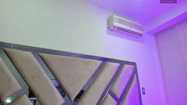 kathy bakerr online show from March 22, 2026, 1:25 pm