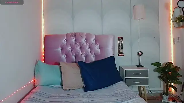 madison oli online show from March 14, 2025, 12:40 pm