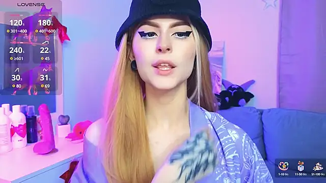 Emily  Mooree online show from February 6, 2025, 4:10 am