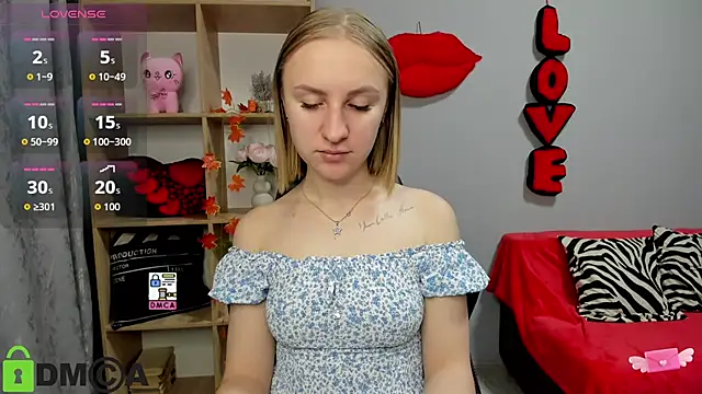 BeautyBlondy online show from December 1, 2025, 1:27 pm