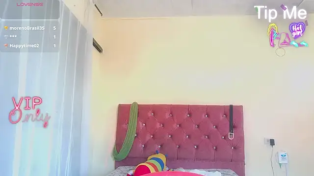 boysLittle online show from April 19, 2026, 1:32 pm