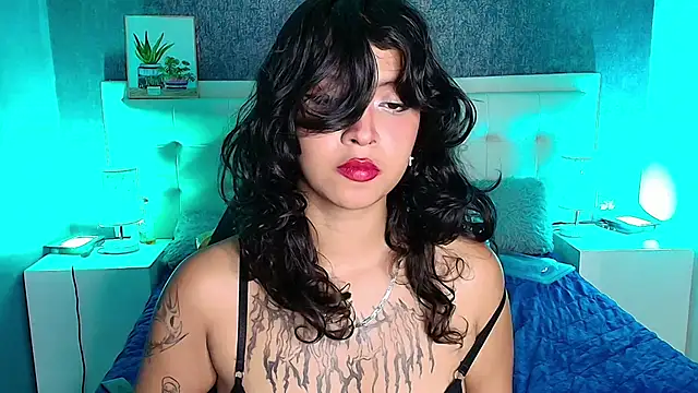 gabriela cortez online show from February 26, 2025, 10:42 pm
