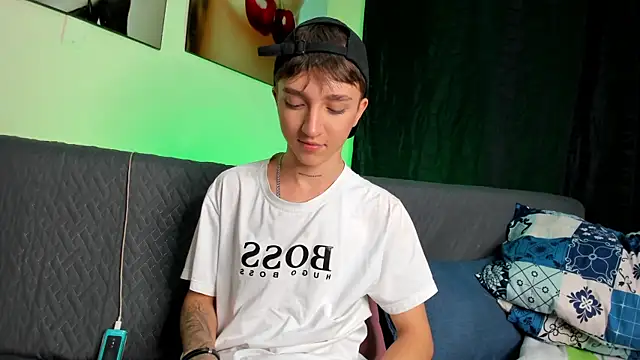 jeremy salvatore online show from January 21, 2025, 7:37 am