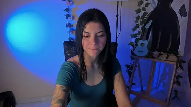 Snapshot of valu_557 chatting on June 22, 2026, 2:25 pm valu 557 online show from June 22, 2026, 2:25 pm