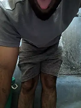 13lusty online show from November 2, 2025, 3:53 am