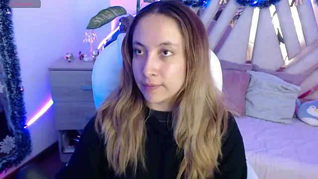 NyxAndria 1 online show from December 4, 2025, 10:29 pm