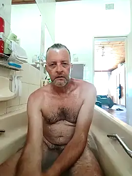 itsmeyes69 online show from January 31, 2025, 8:11 am