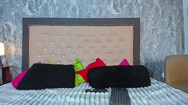 StefanyRousse online show from February 22, 2025, 7:25 pm