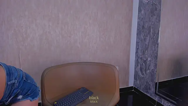 StefanyRousse online show from October 15, 2025, 11:32 am