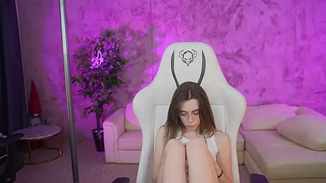 Snapshot of Lika_Secret_ chatting on January 26, 2025, 10:46 pm Lika Secret  online show from January 26, 2025, 10:46 pm