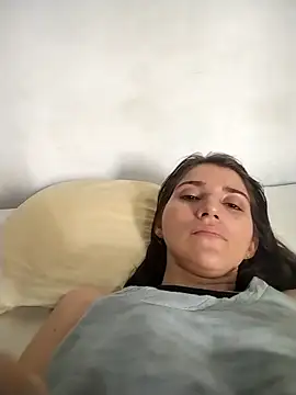 RubiSharqui  online show from April 18, 2026, 7:07 pm