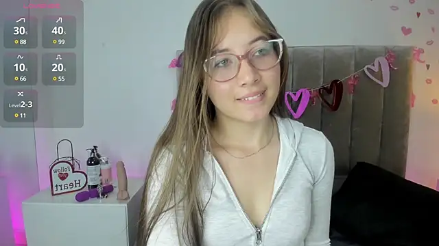 Dahlia Rousse online show from February 26, 2025, 8:33 pm