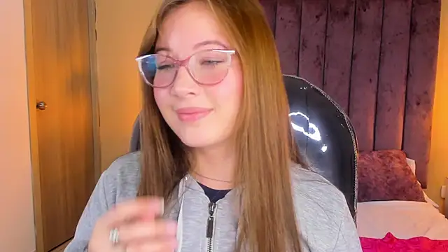 Dahlia Rousse online show from November 9, 2025, 5:11 pm