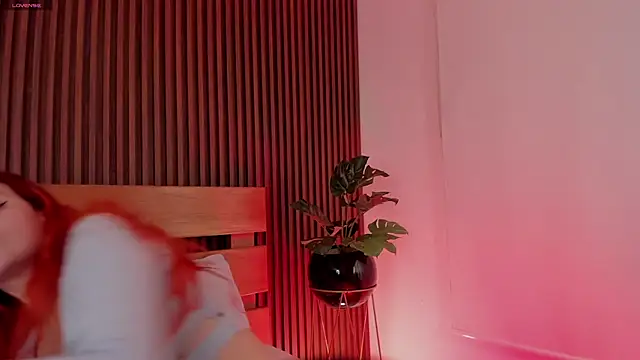 alliss ginger  online show from April 4, 2026, 7:44 pm