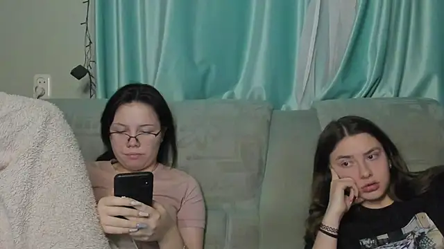 honey love honeyy online show from January 13, 2025, 11:06 pm