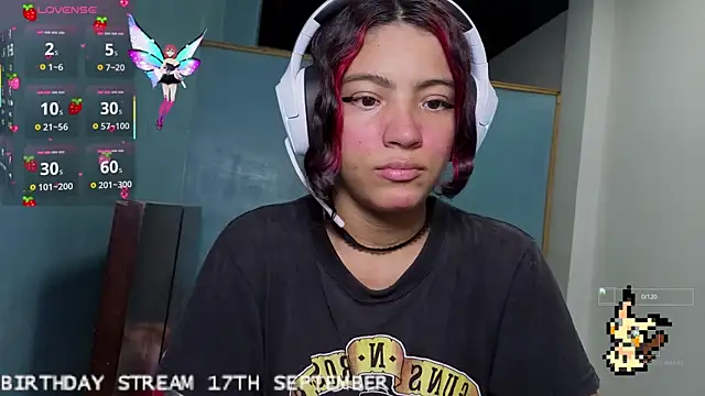 Snapshot of Lovelyamyy chatting on September 16, 2025, 7:04 pm Lovelyamyy online show from September 16, 2025, 7:04 pm