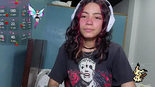 Snapshot of Lovelyamyy chatting on October 11, 2025, 3:32 pm Lovelyamyy online show from October 11, 2025, 3:32 pm