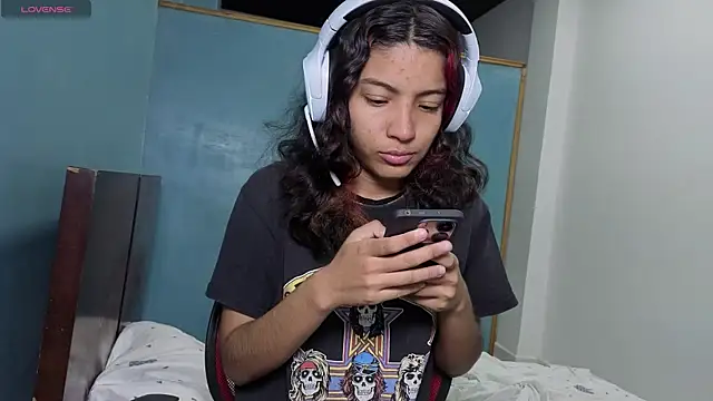 Snapshot of Lovelyamyy chatting on October 12, 2025, 8:08 pm Lovelyamyy online show from October 12, 2025, 8:08 pm