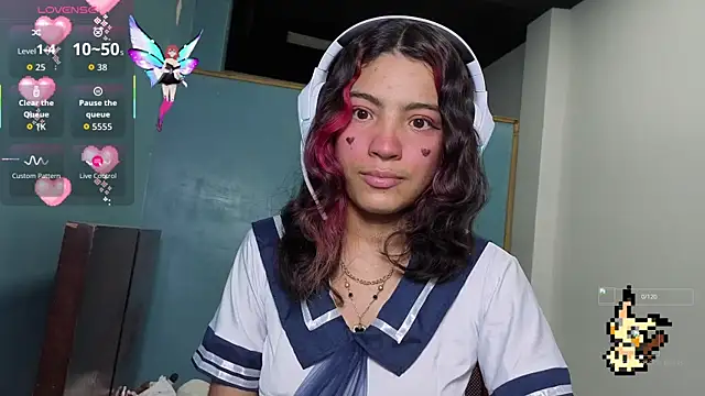 Snapshot of Lovelyamyy chatting on October 16, 2025, 10:44 pm Lovelyamyy online show from October 16, 2025, 10:44 pm