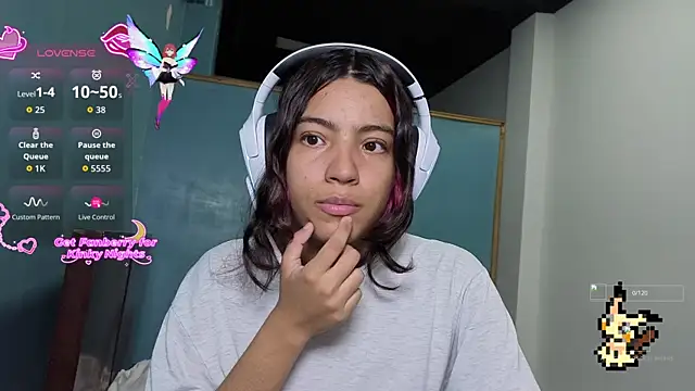 Snapshot of Lovelyamyy chatting on October 26, 2025, 11:09 pm Lovelyamyy online show from October 26, 2025, 11:09 pm