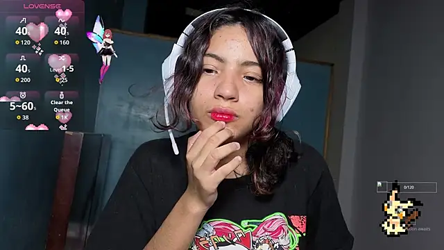 Snapshot of Lovelyamyy chatting on November 7, 2025, 1:11 pm Lovelyamyy online show from November 7, 2025, 1:11 pm