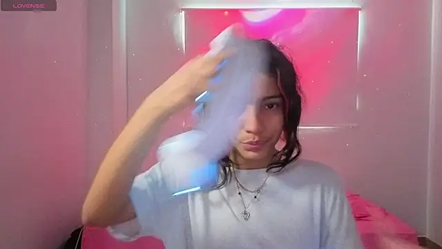 Snapshot of Lovelyamyy chatting on November 27, 2025, 5:26 pm Lovelyamyy online show from November 27, 2025, 5:26 pm