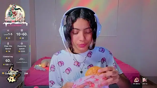 Snapshot of Lovelyamyy chatting on December 4, 2025, 2:10 am Lovelyamyy online show from December 4, 2025, 2:10 am