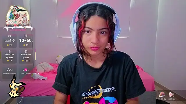 Snapshot of Lovelyamyy chatting on December 4, 2025, 8:17 pm Lovelyamyy online show from December 4, 2025, 8:17 pm