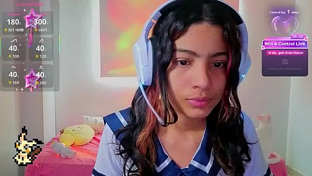 Snapshot of Lovelyamyy chatting on December 18, 2025, 9:32 pm Lovelyamyy online show from December 18, 2025, 9:32 pm