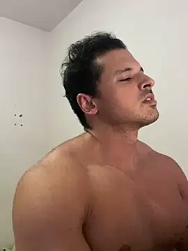 Lucasfit24 online show from February 9, 2025, 12:28 am