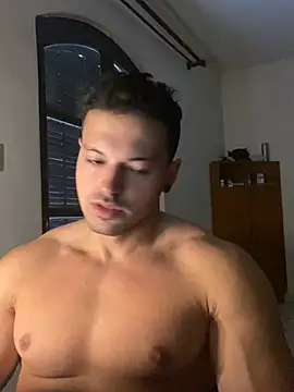 Lucasfit24 online show from March 5, 2025, 11:28 am