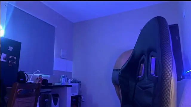 Lucasfit24 online show from November 17, 2025, 4:24 pm