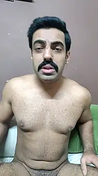 vaibhavchugh38 online show from February 13, 2025, 11:28 am