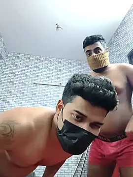 vaibhavchugh38 online show from February 2, 2026, 7:56 pm