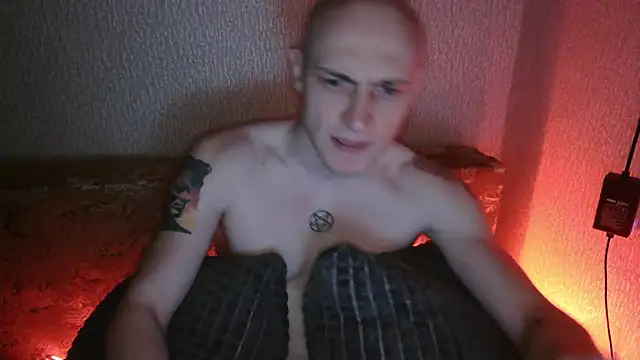 Snapshot of johnny_positive chatting on March 5, 2025, 5:29 pm johnny positive online show from March 5, 2025, 5:29 pm