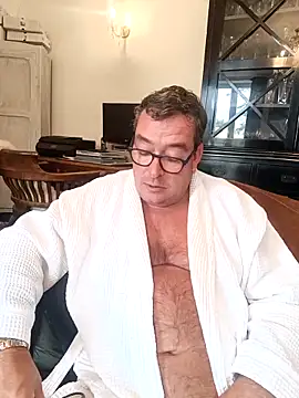 MountJohnXL online show from April 11, 2026, 11:25 am