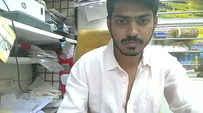 Snapshot of cute_modell chatting on February 1, 2025, 7:36 am cute modell online show from February 1, 2025, 7:36 am