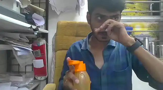 Snapshot of cute_modell chatting on March 6, 2025, 2:08 pm cute modell online show from March 6, 2025, 2:08 pm