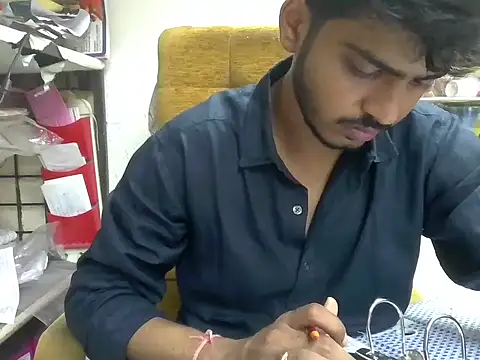 Snapshot of cute_modell chatting on September 25, 2025, 11:47 am cute modell online show from September 25, 2025, 11:47 am