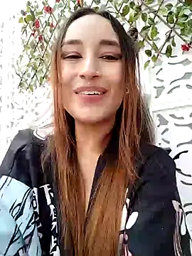 coral jonesss online show from January 20, 2025, 4:12 pm