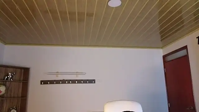 Renaxi Smith online show from March 12, 2026, 7:42 pm