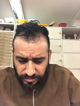 Snapshot of leonardohot1987 chatting on January 20, 2025, 7:57 pm leonardohot1987 online show from January 20, 2025, 7:57 pm