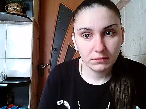 Snapshot of Yuliia30 chatting on January 17, 2026, 9:03 am Yuliia30 online show from January 17, 2026, 9:03 am